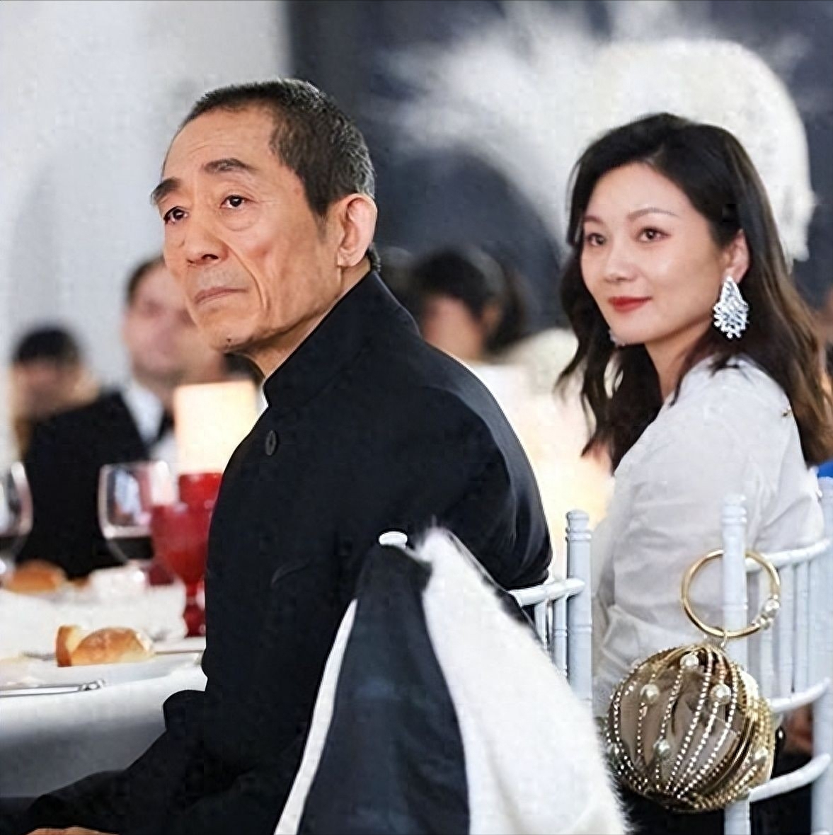 回顾张艺谋儿子张壹男我妈妈是陈婷为何偏偏说我长得像巩俐阿姨