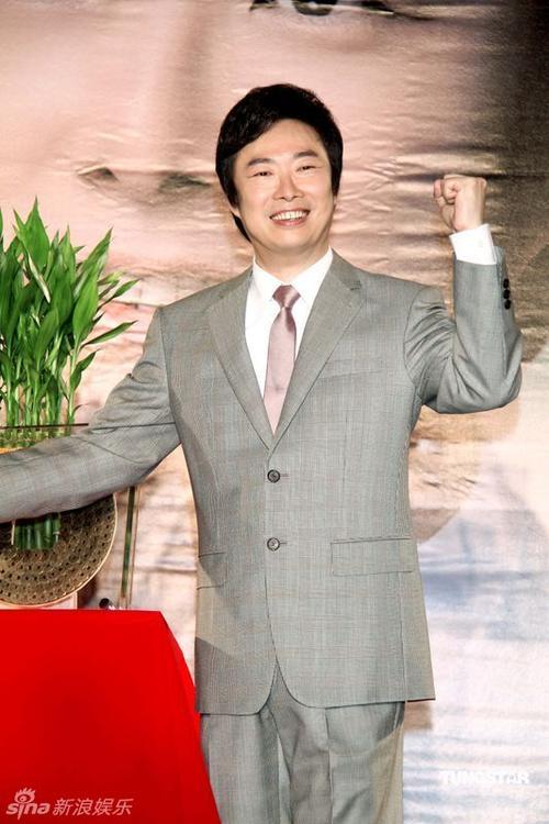 回顾痴情王子费玉清曾为初恋终生未娶后与56岁闺蜜相伴终生