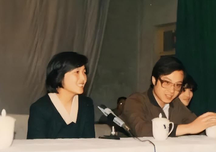 回顾央视主播杜宪曾低谷时嫁给陈道明41年后再看到底有多幸福