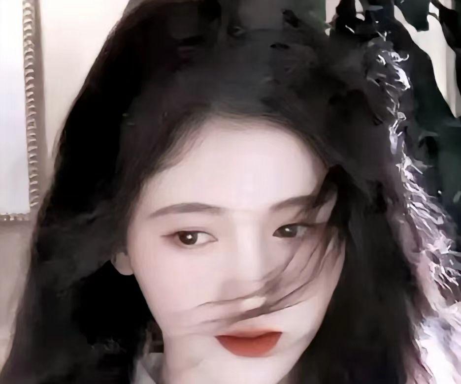 鞠婧祎的成名之路从平凡到四千年的美女