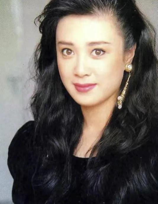 回顾颜值再高也救不了自甘堕落的傅艺伟