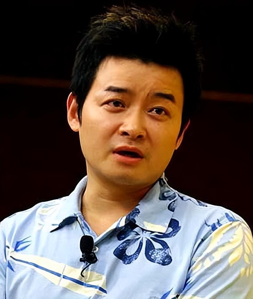 回顾央视李佳明借钱上学进央视巅峰期赴美深造归来被小尼代替