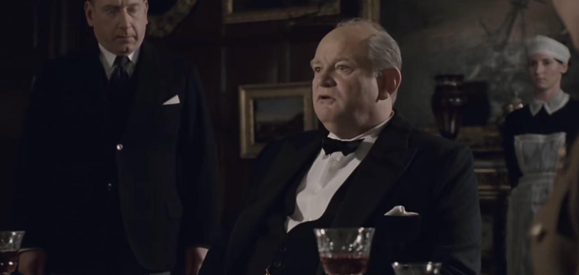 回顾丘吉尔我喝酒我抽烟但我依然是个好首相