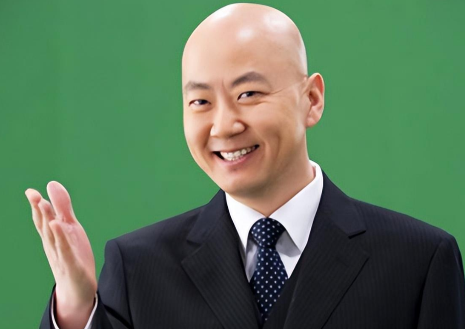 回顾演员郭冬临20次登春晚55岁未婚无子曾因8个字被索赔1亿