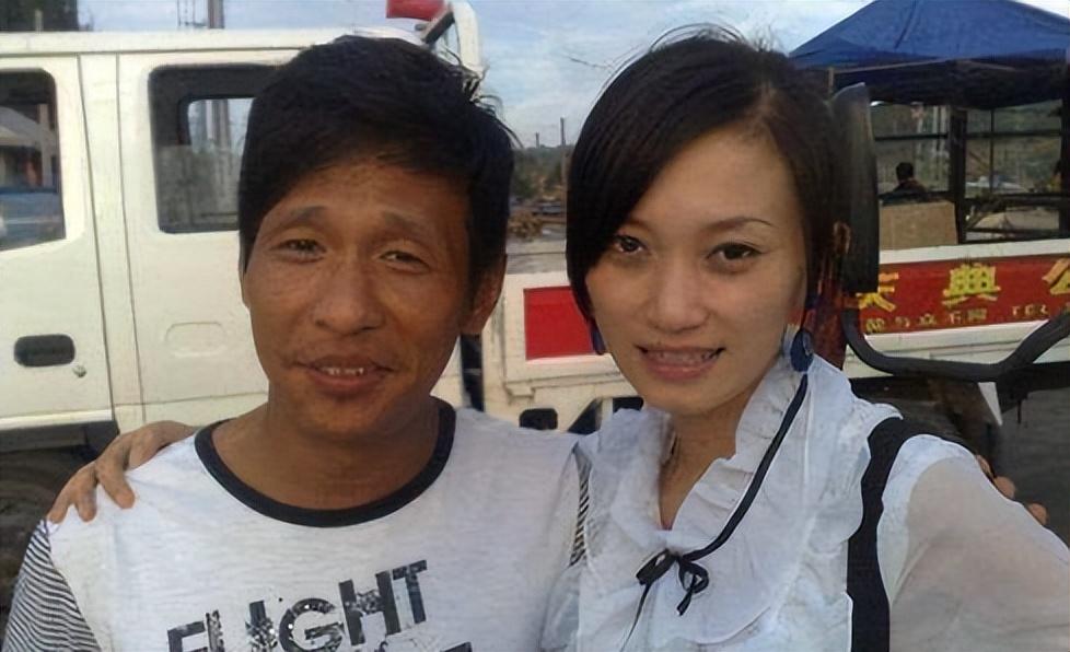 回顾宋小宝和前妻霍晓红离婚再婚娶了粉丝王雪如今成人生赢家