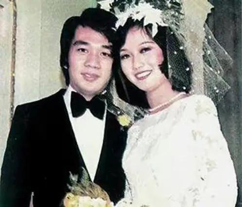 回顾赵雅芝的骄傲三个儿子都是学霸今大儿子44岁二儿子40岁