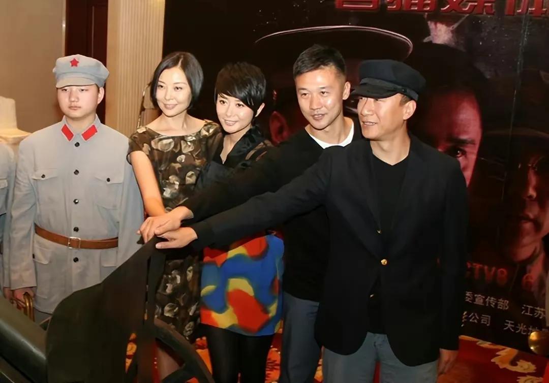 回顾50岁柯蓝只恋爱不结婚感谢黄志忠陪了我10年