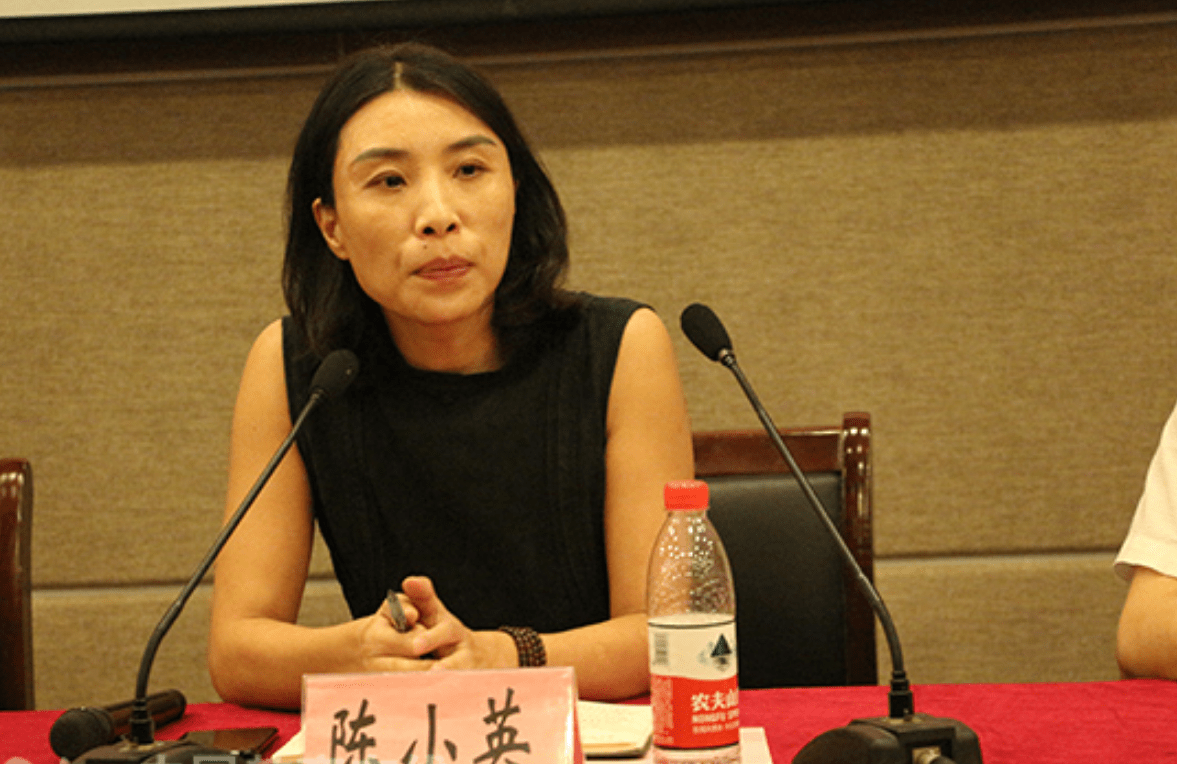 回顾陈小英把申通卖给马云套现146亿如今靠卖雨伞又赚上百亿