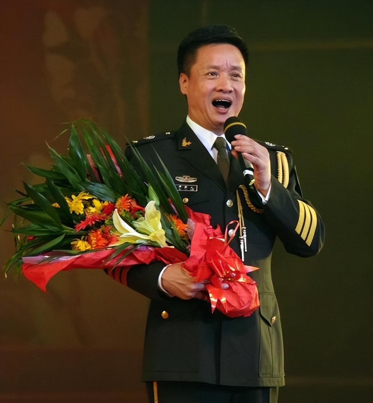 回顾歌唱家阎维文陪妻子抗癌35年女婿是前外交部部长李肇星之子