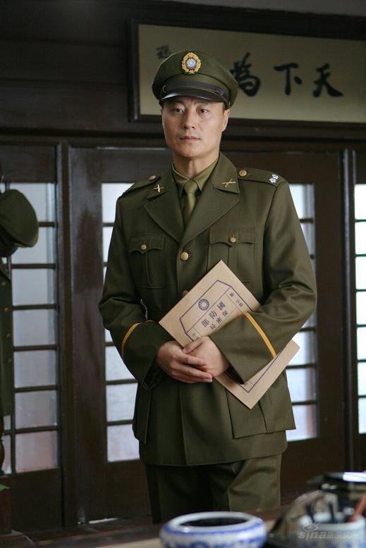 回顾任程伟娶黄蕾到地下室共患难成名后不换糟糠妻只换大房子