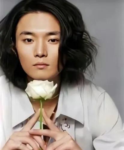 回顾因知音诽谤而前途尽毁的赵鸿飞现状如何了