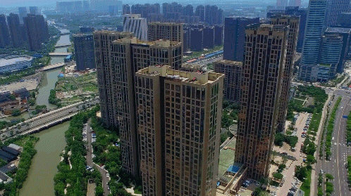 荣安府小区位于宁波市鄞州区首南街道日丽社区,建成交付时间为2012年