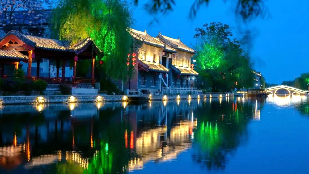 南阳古镇距今已有2200年的历史,在明代的时候曾被称为运河四大名镇之