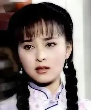 回顾演员黄志忠离婚那天忍不住痛哭儿子一句话刺痛他的内心