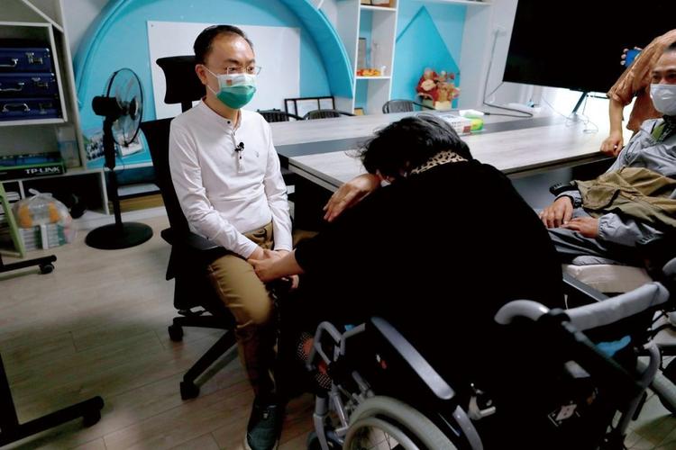 回顾京东副总蔡磊患渐冻症自筹10亿研药甘当小白鼠有奇迹么