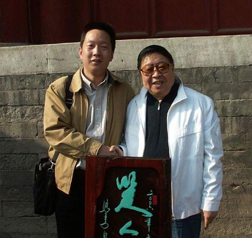 回顾于波丈夫马季离世17年独留她一人在世儿子马东细心陪伴