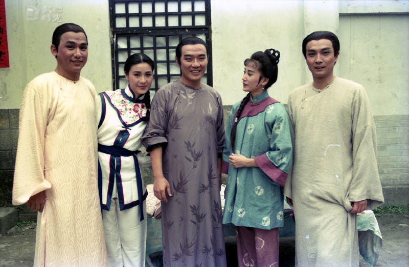 港剧摆烂天王刘松仁拒绝绯闻晚年画风突变疑与郑少秋交恶50年