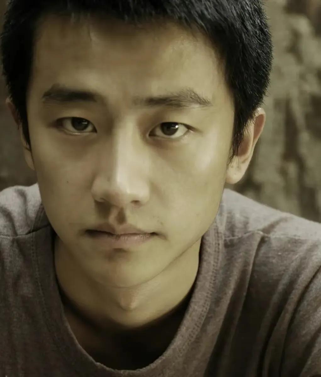 黄轩的孤僻被父母看在眼里,他们这才发现不幸的婚姻,会给孩子带来多大