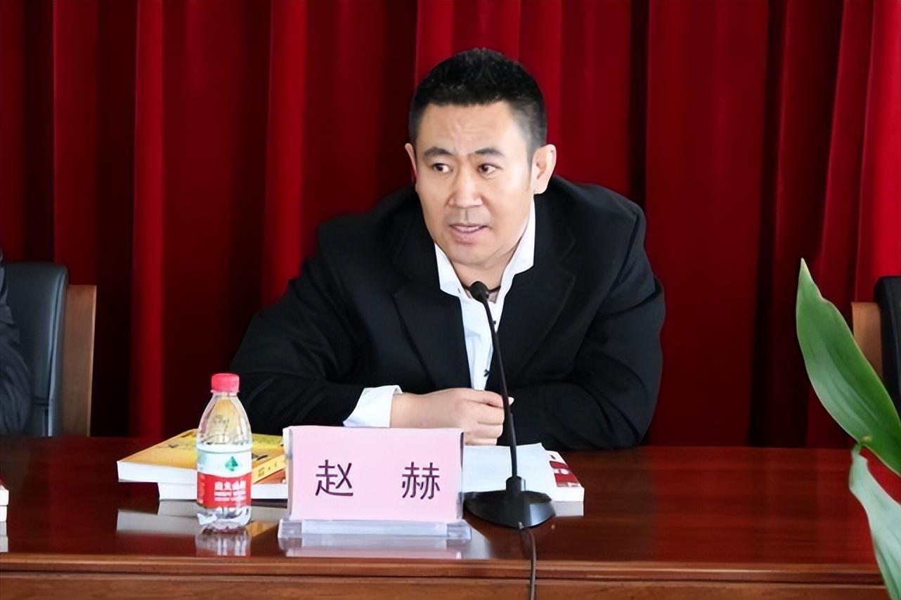 回顾赵赫工作34年不买房退休6个月后离世一生只愧对妻子