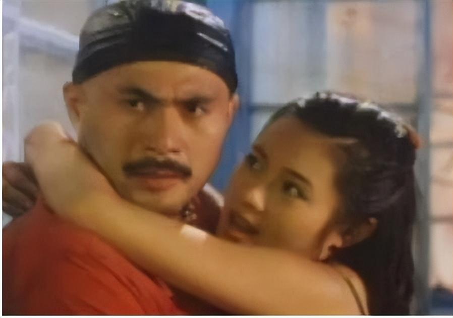 回顾知名演员徐锦江欠债破产身患抑郁妻子却不离不弃