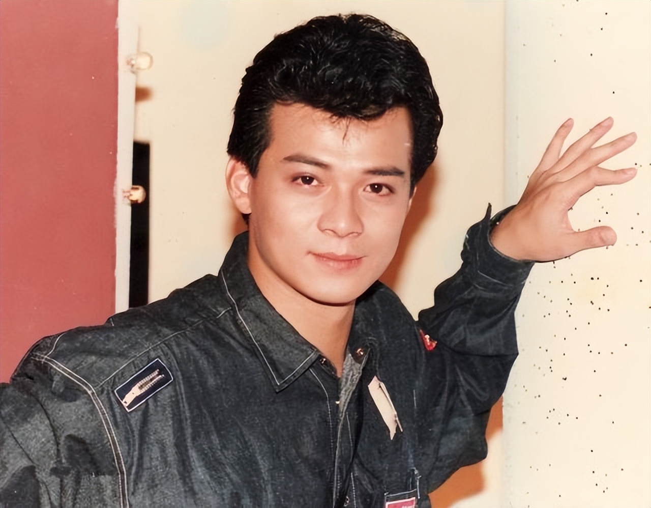 原来黄日华的妻子已去世四年!7年抗癌花费7500万,发誓终身不娶