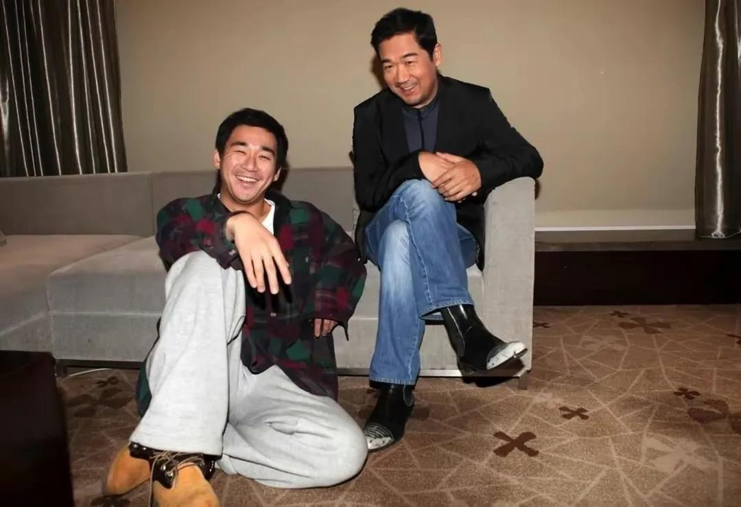 回顾演员童谣嫁给王冉后苦尽甘来没孩子也不影响我们的感情