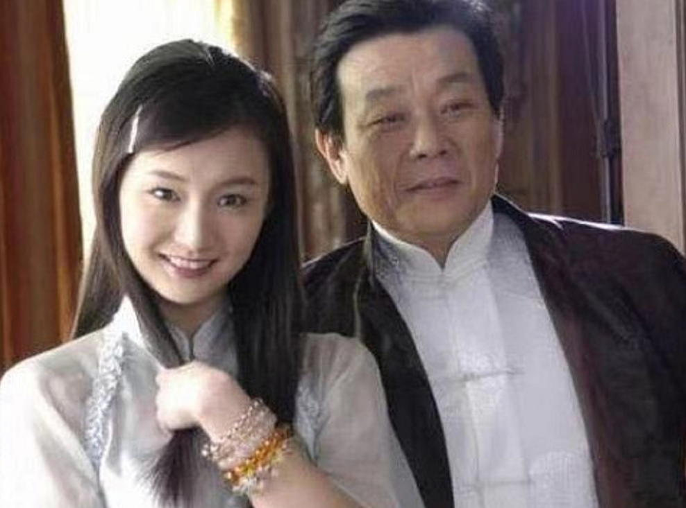 回顾寇世勋拥有2个妻子楼上楼下相处和谐他有何魅力