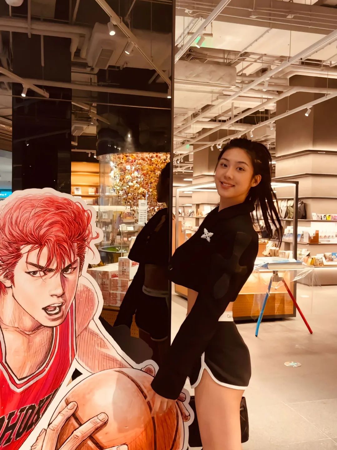 卓识，中国女子篮球运动员