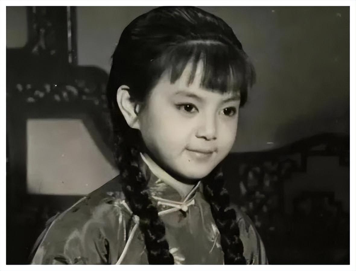 她是小婉君,嫁豪门生5子后丈夫爱上王祖贤,婆婆霸气给4亿离婚费