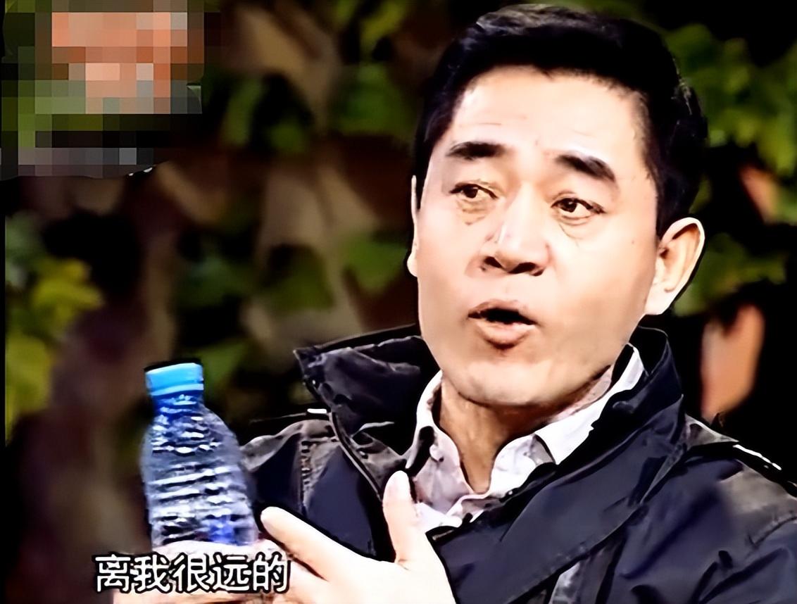 回顾陈宝国拍大宅门等3年开拍后拍桌子摔9万块钱罢演只为他