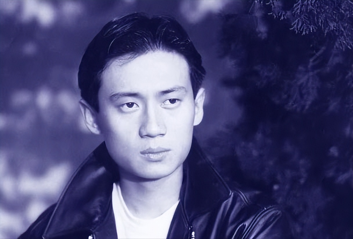 回顾演员徐洪浩比妻子大10岁戏里演父女戏外恩爱幸福惹人羡