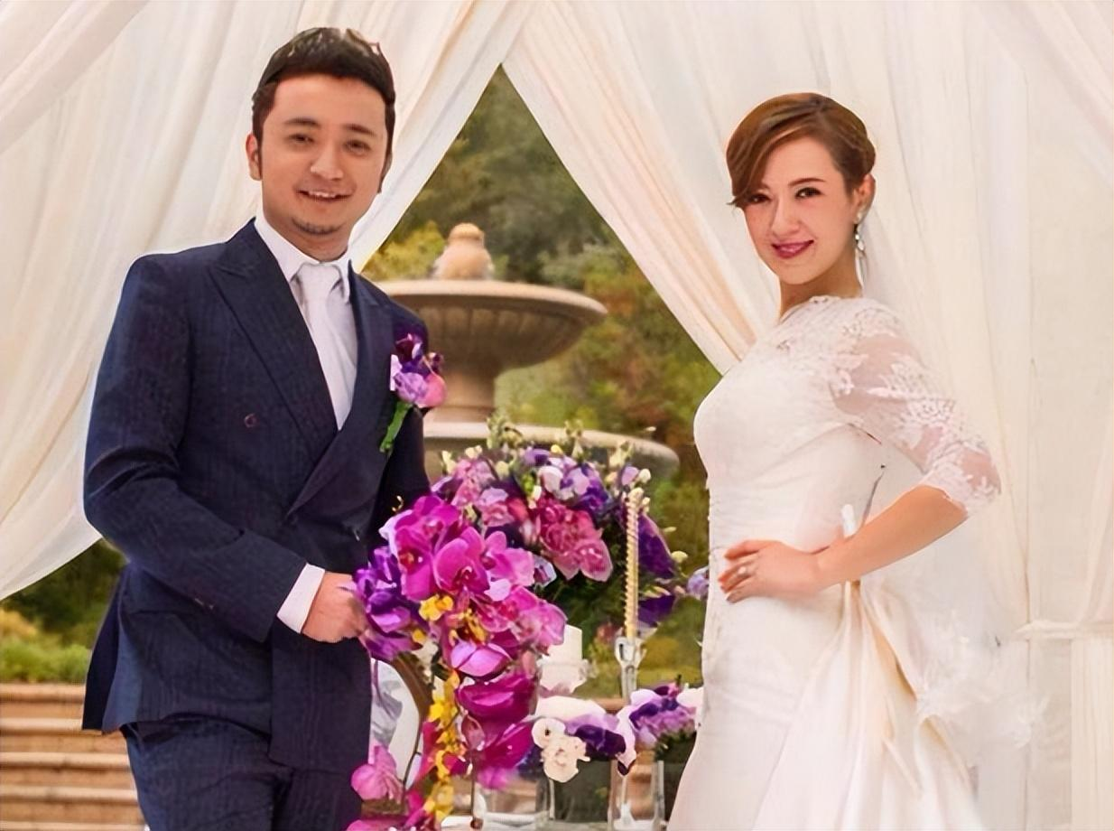 回顾尼格买提我30岁娶帕夏古丽结婚9年没有孩子风光背后有泪水