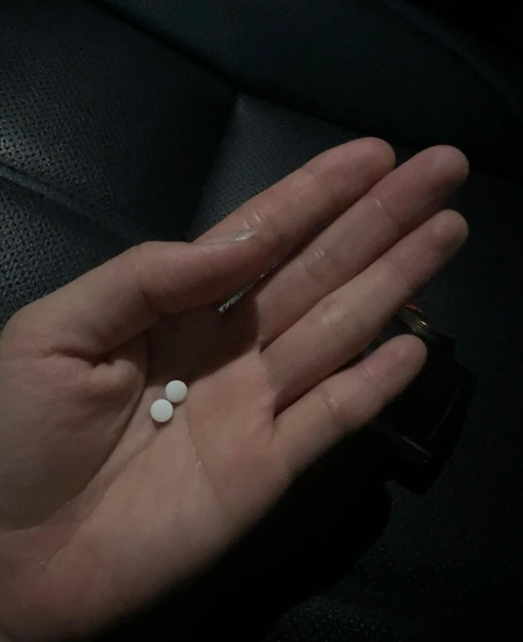 佐匹克隆,作为一种常用的镇静催眠药,广泛应用于治疗失眠症