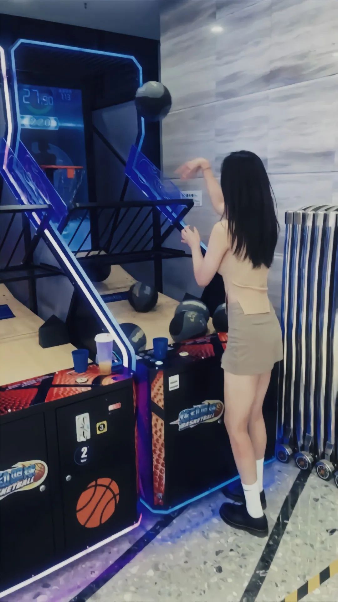 卓识，中国女子篮球运动员