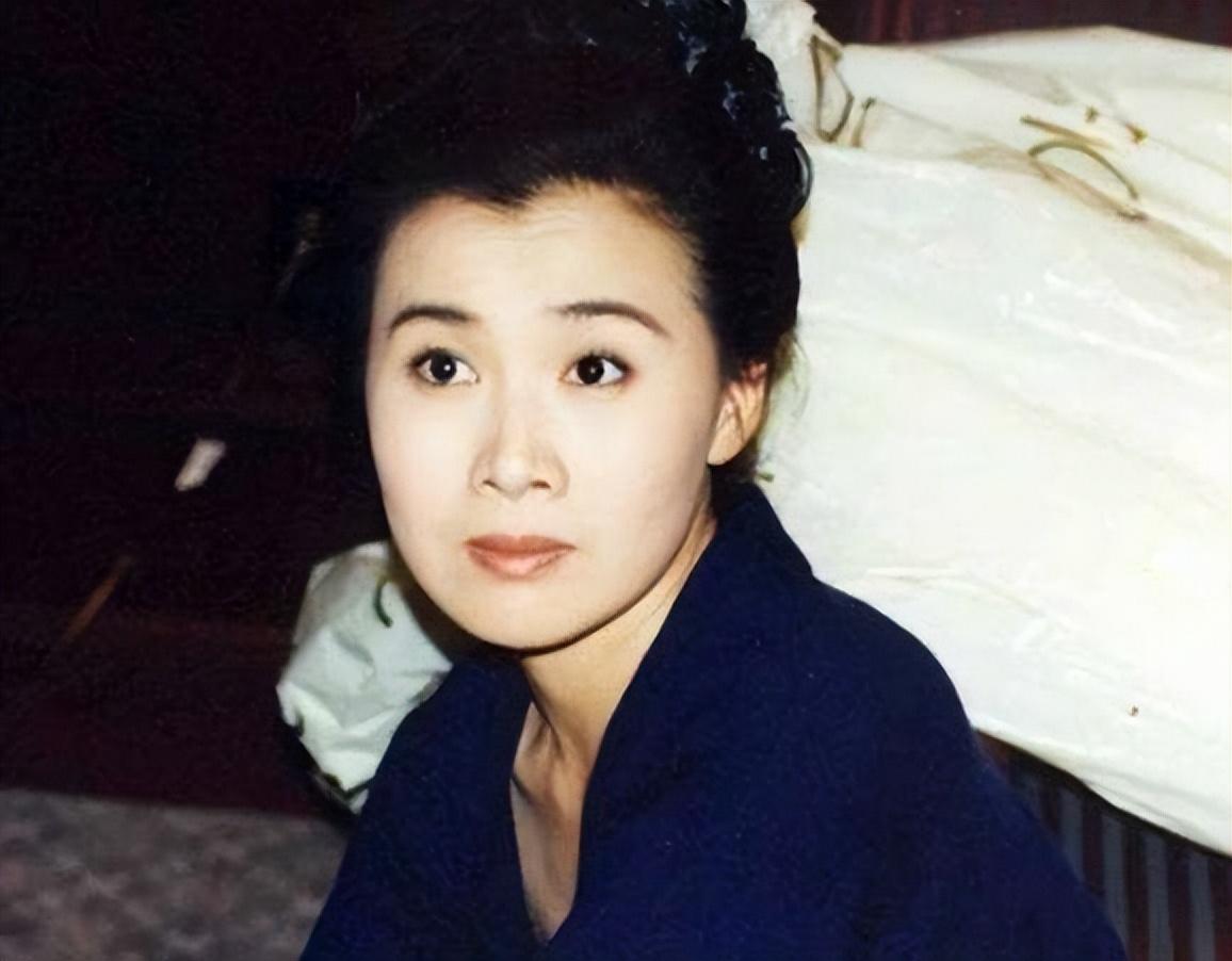 回顾国家一级演员李媛媛为产子拒绝治癌离世后丈夫发誓不娶