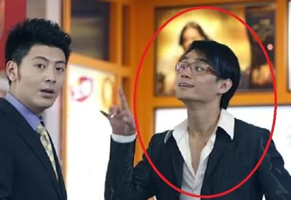 回顾王凯父亲肺癌离世一个月他查出肺部阴影红不红不再重要