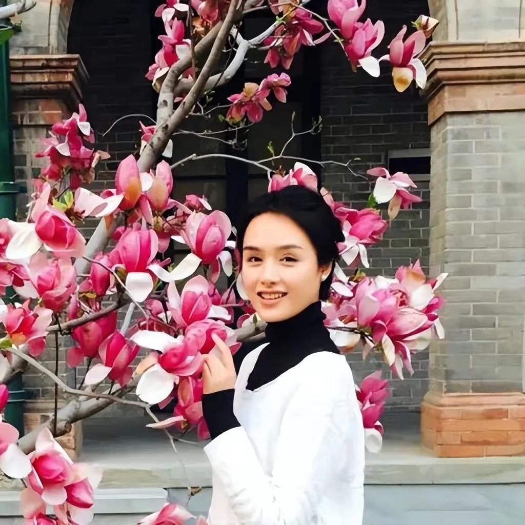 回顾饶敏莉婚后12年不生孩子与富大龙的婚姻终究败给了现实