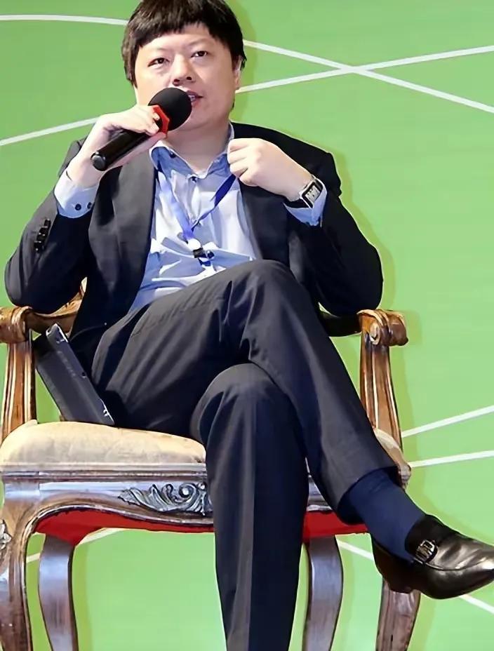 他随便发一条朋友圈,在评论区给他点赞评论的都是马化腾,周鸿祎这样的