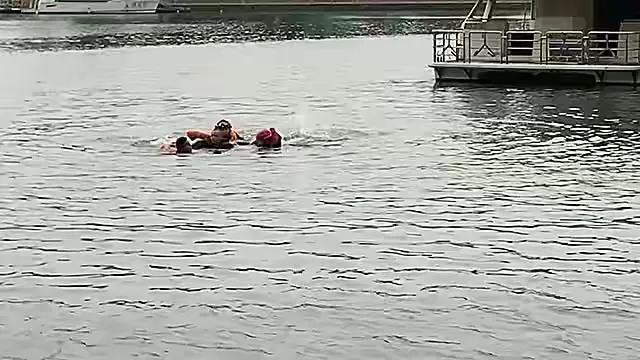 回顾大学生救人溺亡政府奖励76万抚恤金3年后其母诞下龙凤胎