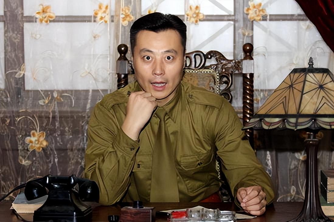 回顾任程伟娶黄蕾到地下室共患难成名后不换糟糠妻只换大房子