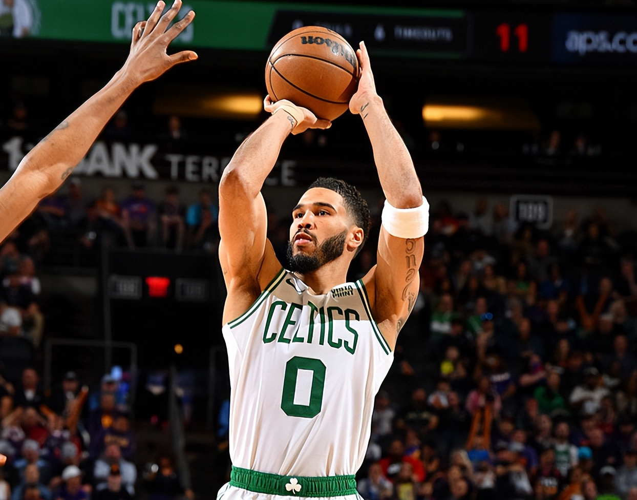 艾顿轰30 19仍无缘今日最佳!对不起!你碰到nba传奇了