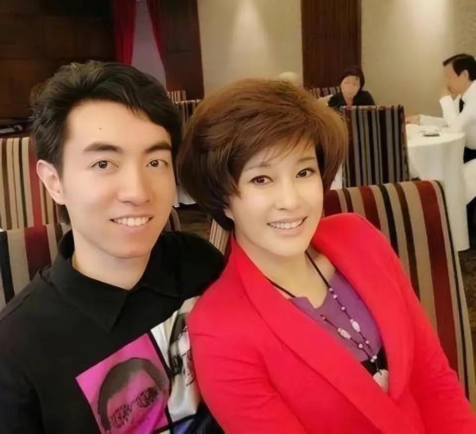 回顾刘晓庆四段婚姻70岁无子女不觉遗憾我的晚年靠外甥支撑