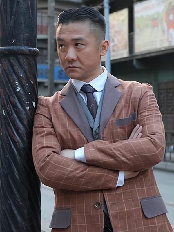 回顾演员黄志忠终究为他的抛妻弃子付出了代价