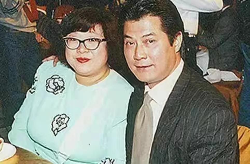 回顾和霍英东平起平坐邓光荣背后大佬让崩牙驹甘当徒孙