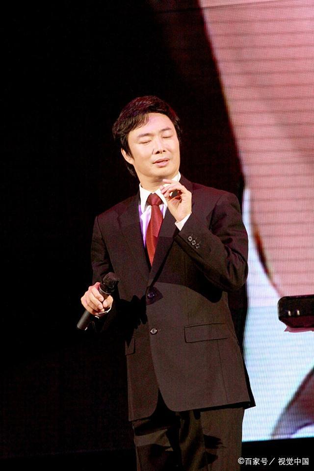 回顾痴情王子费玉清曾为初恋终生未娶后与56岁闺蜜相伴终生