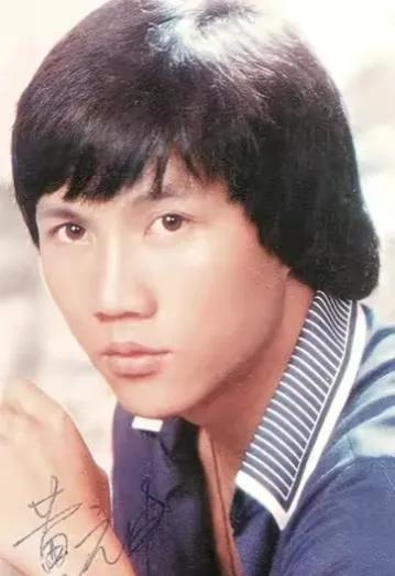 回顾赵雅芝的骄傲三个儿子都是学霸今大儿子44岁二儿子40岁