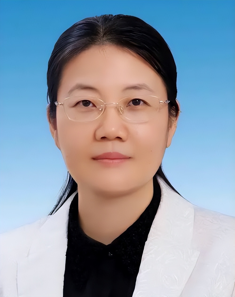 我国现任女性省部级高官都有谁?