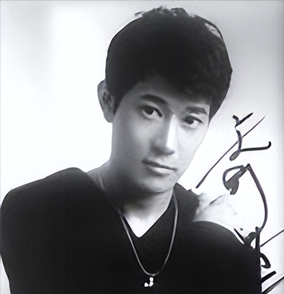 回顾矢野浩二吃23年中国饭娶中国妻子因说话不当遭到粉丝抵制