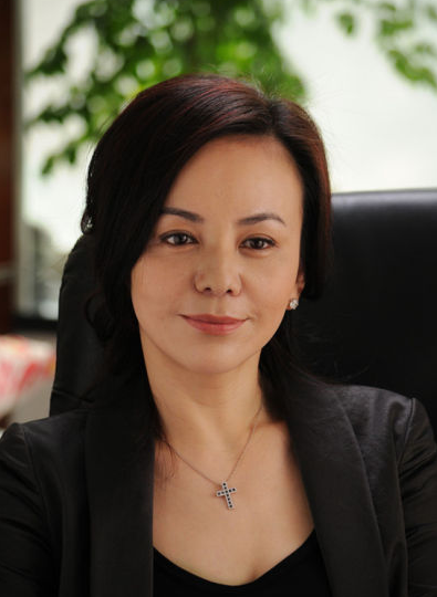 在认识这第二个香港富商的时候,王琳是很理智的.