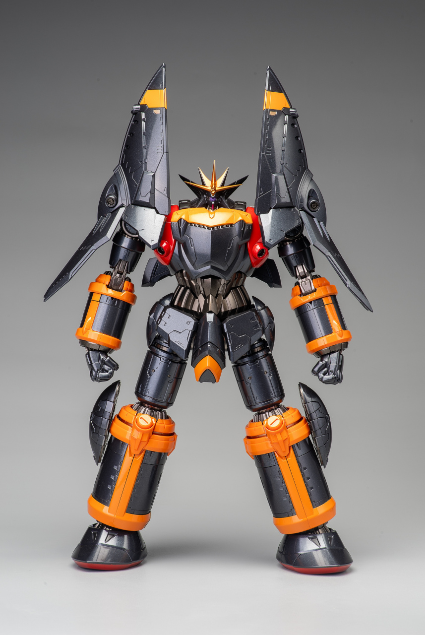 ccstoys 676767 铁魄 钢巴斯塔,机体出自动画《飞越巅峰》,是